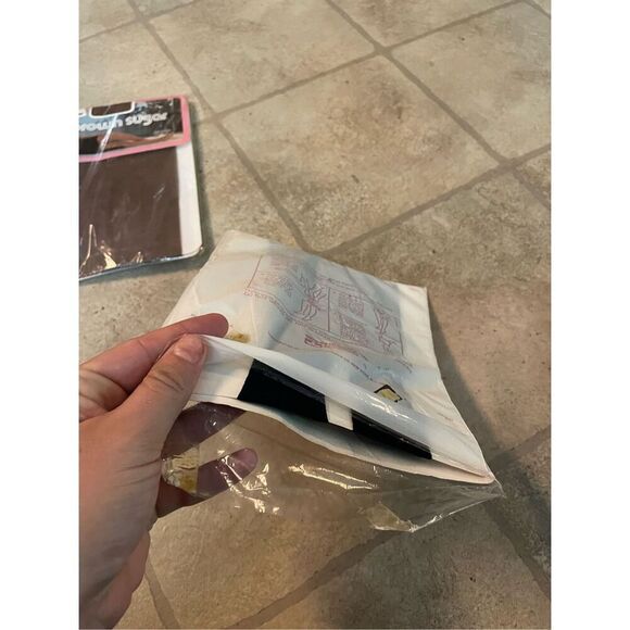 Vintage Retro 1960’s 1970’s Pantyhose Lot In Package 5 Pair - Picture 7 of 10